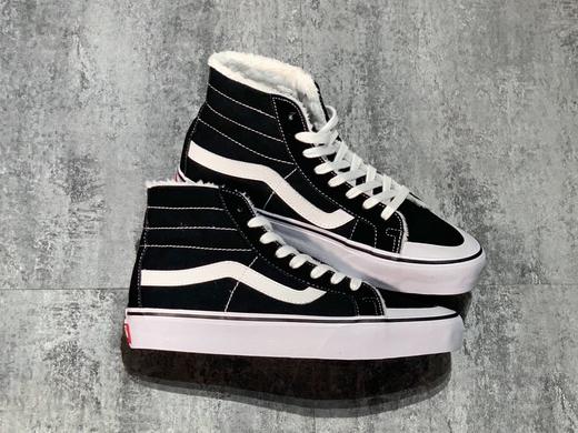 Vans Sk8-Hi 138 Decom 半月包头硫化板鞋 加绒系列 内里微薄加绒 不厚重又暖和 温度与颜值并存 商品图1