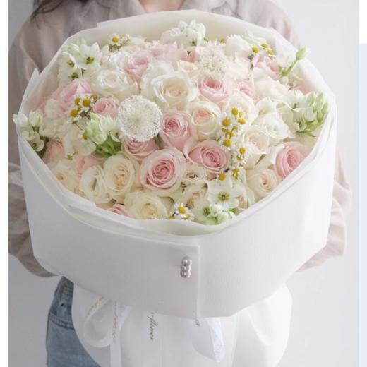 《风清》. 俄式圆形花束 商品图0