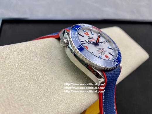 VS欧miga海马系列海洋宇宙美洲杯限量版腕表，43.5mm表径，硅胶表带，透底，自动机械机芯，男士腕表 商品图14