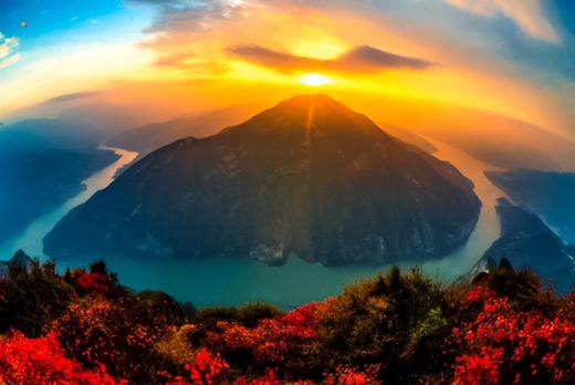【长江三峡】红叶醉三峡の中国最红的秋季美景之一,两天一晚感受三峡