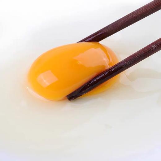 【深州桃园柴鸡蛋】30枚/箱    果林散养、杂粮辅饲、鲜香滑润、蛋香纯正 商品图3