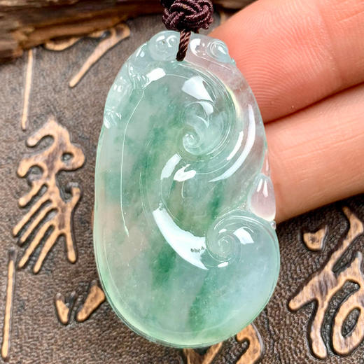 派瑞翡翠 翡翠挂件 糯种 飘绿花 商品图2