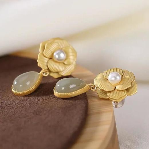 S925纯银镀金复古个性牡丹花耳坠和田玉青玉水滴形耳饰 商品图1