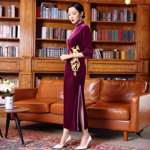 DLQ-A2743新款秋冬丝绒旗袍女复古中国风改良礼服裙婚宴妈妈装 商品图1