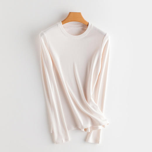 【99元任选3件】王炸升级！桑蚕丝绒发热打底衫 内里绒毛持续发热 坑条针织法 显瘦、大气 出街秒变女神 商品图10