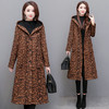 WE-BB20B27 豹纹连帽貂绒大衣女中长款过膝2020秋冬新款修身加厚保暖毛呢外套 商品缩略图3