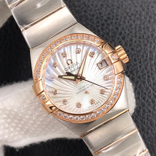 OMEGA欧米茄 星座系列PLUMA轻羽腕表 搭载8520全自动机械表机芯 “星座”特指一个恒星群落。而在制表领域中 商品图3