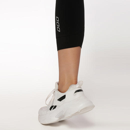 【清仓秒】澳洲Lorna Jane Wrap Around 七分紧身裤 102047（清仓产品，收货7天内支持调货、不退款） 商品图2