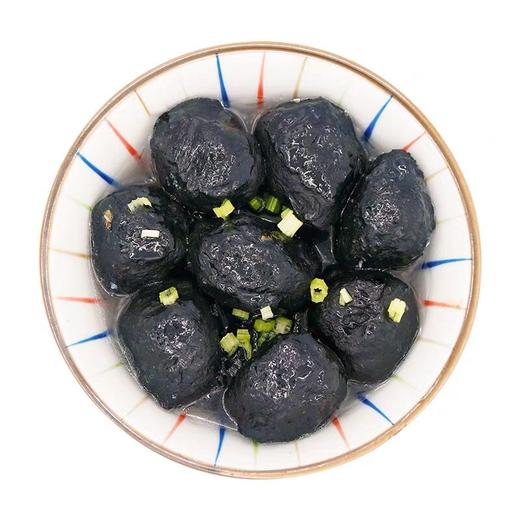 墨汁墨鱼丸萃取墨鱼汁墨鱼肉捶制