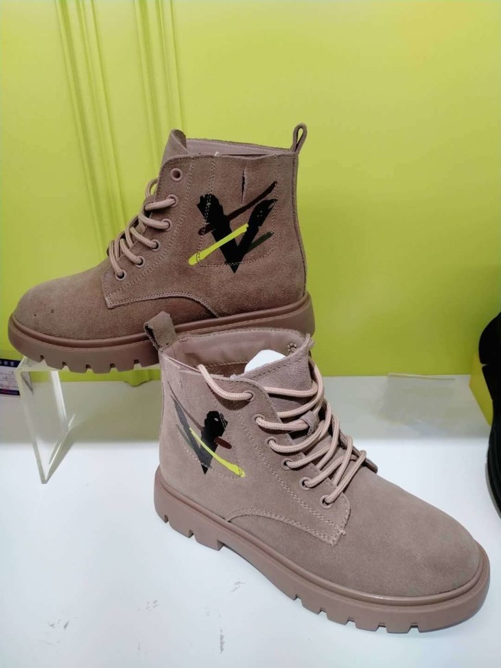 克斯顿女士马丁靴19727965直播商品