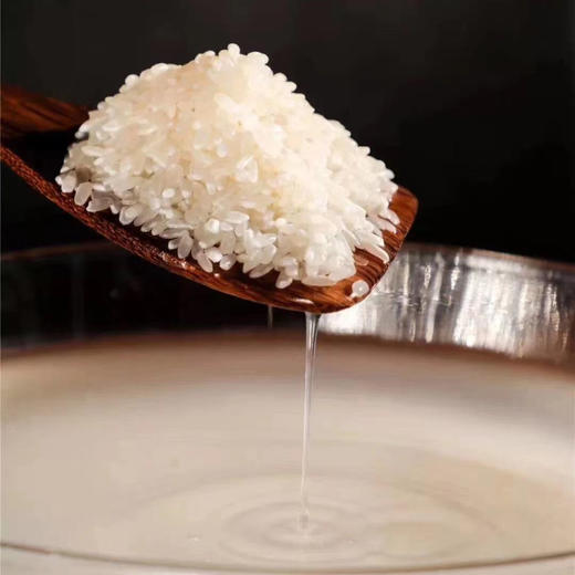 【·五常有机生态大米】黑土地培育，农科院新品。首批200亩试验田种植，前3年养地，后四年逐渐扩大种植，你敢买就敢让你惊艳。仅仅是生米，一打开包装就香飘四溢。 商品图5