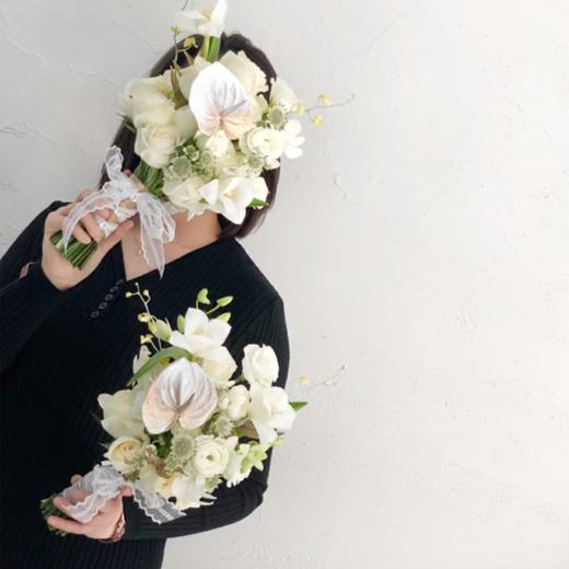 《飞来爱》-白色系新娘手捧花 商品图1