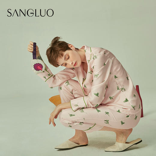 桑罗猫咪印花睡衣套装简约长袖长裤桑蚕丝家居服女 商品图1