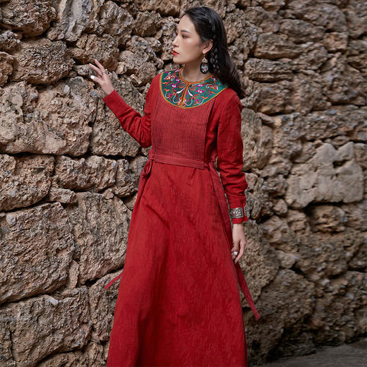 渡我以舟民族风连衣裙 | 冬款 | 现货加急发 商品图0