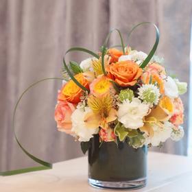 玫瑰混搭小桌花