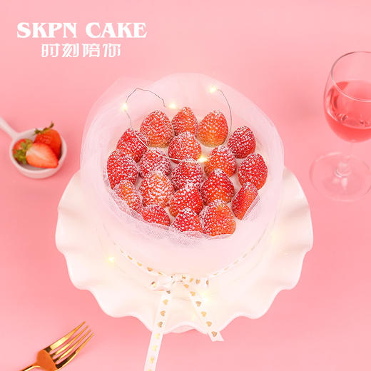 草莓诱惑生日蛋糕 | 时刻陪你 商品图1