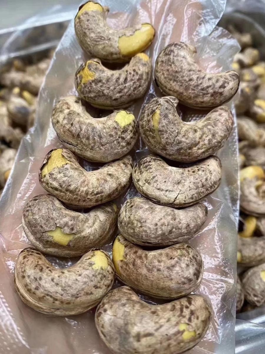 越南虎皮腰果，低卡路里，香味浓郁，爱不释口