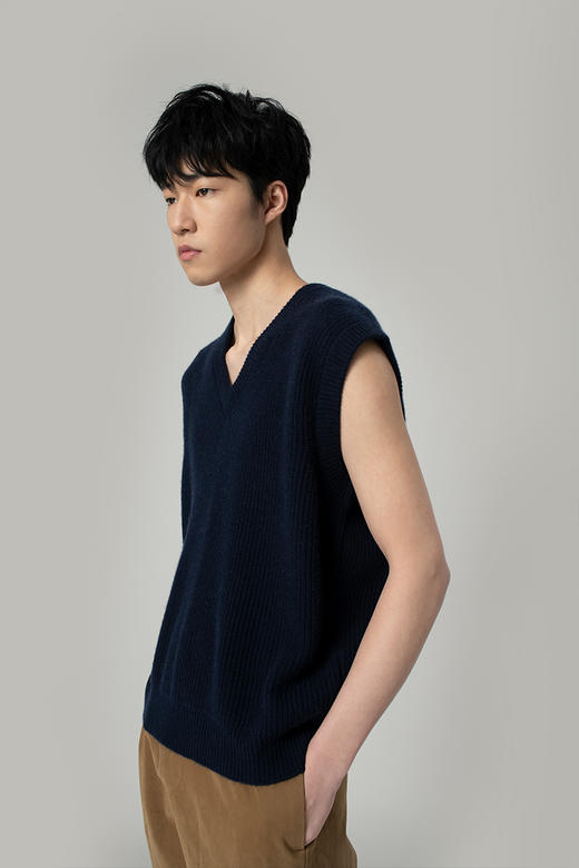 2020经典款男士纯山羊绒V领坎肩背心 商品图1