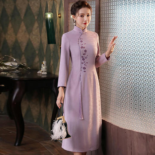 XGT2444高端新款改良弹力针织复古绣花中长A摆旗袍连衣裙 商品图3