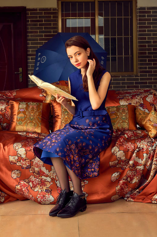 【伯妮斯茵】气质V领连衣裙 6S6621 商品图5