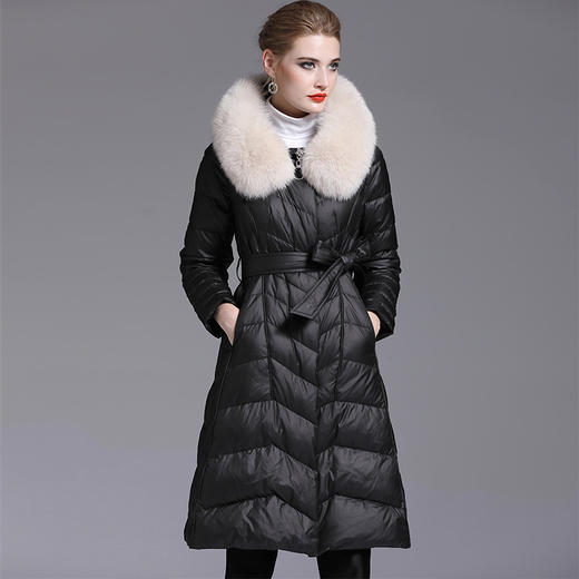 OZM-8941329羽绒服女气质狐狸毛领90白鸭绒加厚外套 商品图0