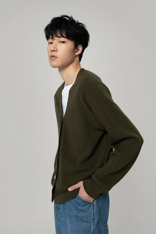 2020经典款男士纯山羊绒男士插肩袖开衫 商品图2