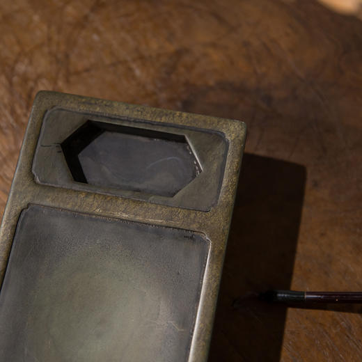 清代  诗文绿端抄手砚 商品图3