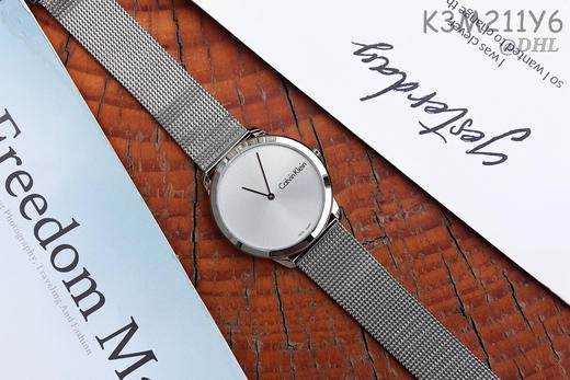 新到货！原单CK Calvin Klein/卡尔文·克莱恩男表 K3M211Y6
机芯：原装石英机芯
表壳：316L精钢
表镜：矿物质强化玻璃 商品图0
