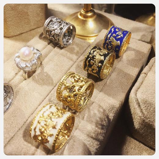 北京仓｜Anna Rivka-BAGUE ANGELUS I-复古宫廷风 黑金竹篮 珐琅彩 戒指［法国设计师］ 商品图3