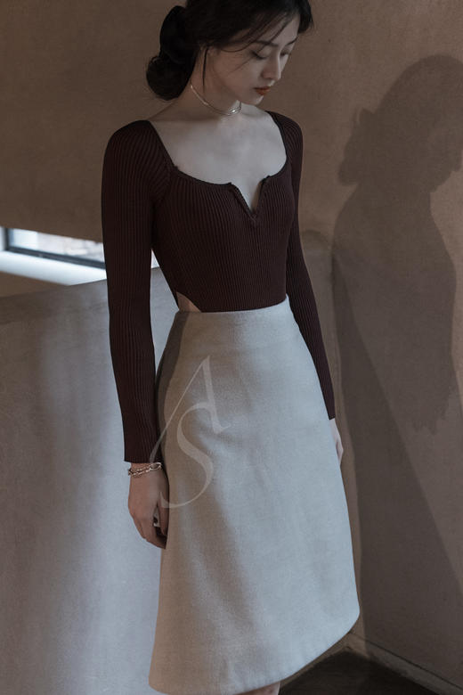 Bevza 豆绿色A字型半裙 商品图0