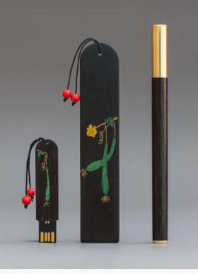 牵挂三件套（笔、书签、u盘）