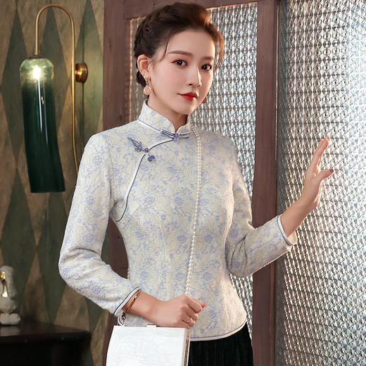 XGT-T2443冬季新款改良复合毛呢古典绣花修身唐装旗袍上衣 商品图1
