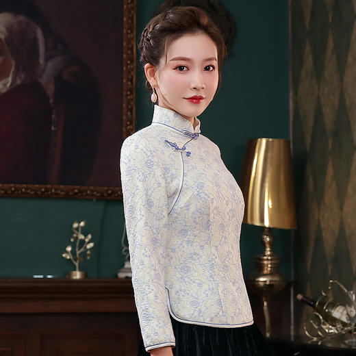 XGT-T2443冬季新款改良复合毛呢古典绣花修身唐装旗袍上衣 商品图3