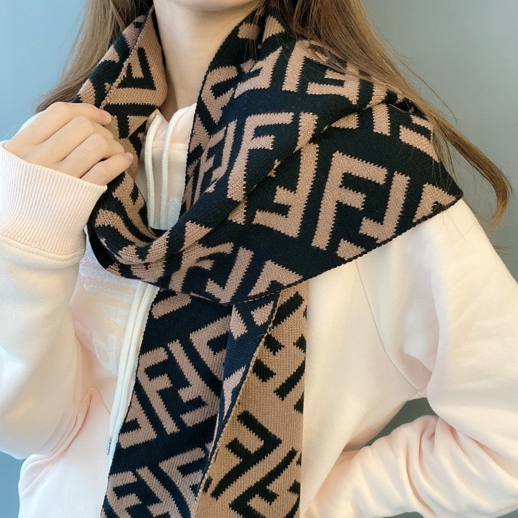 经典双f图案芬迪定制款羊毛混纺围巾针织款