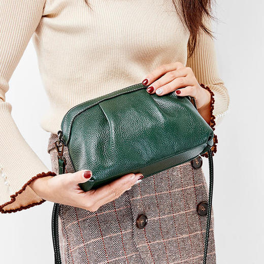 QSL-1328新款云朵软皮头层牛皮斜挎单肩小贝壳包 商品图2