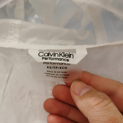  Calvin Klein/CK 女士秋时尚收腰连帽户外防水皮肤风衣 商品图3