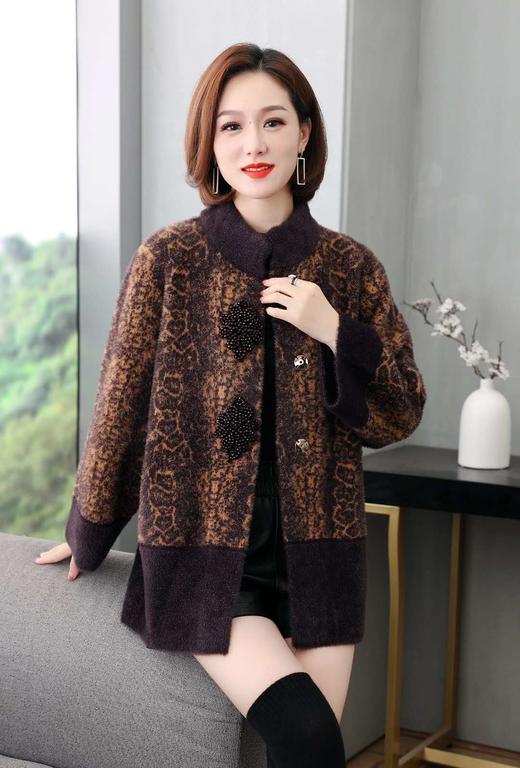 老年衫一 纤之鹿 黄金貂大衣 商品图0