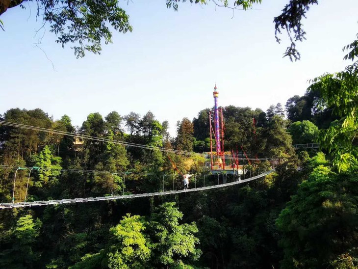 1106直播迎龙峡一票通