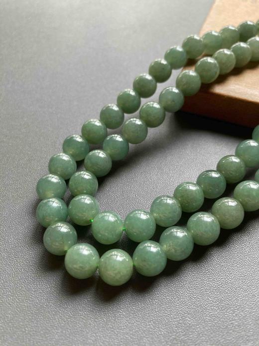 糯冰种晴水绿翡翠大珠串 商品图1