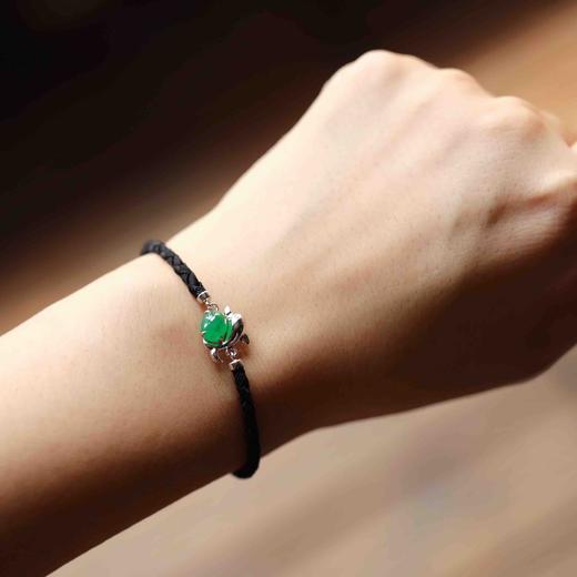 冰种阳绿翡翠蛋面海豚手链18k白金镶嵌 商品图9