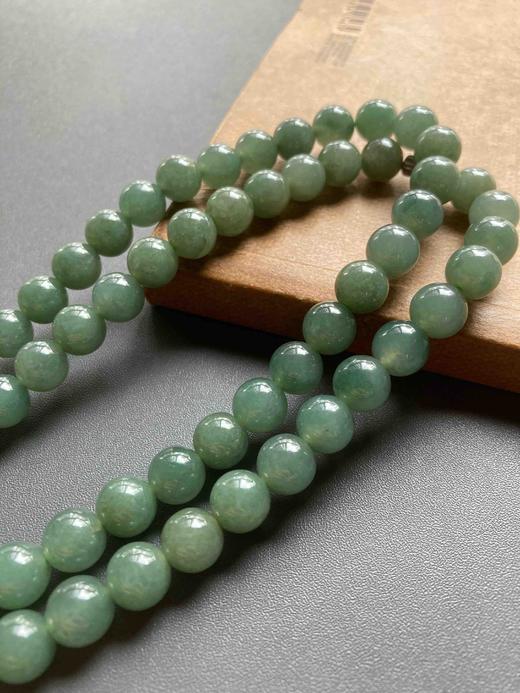 糯冰种晴水绿翡翠大珠串 商品图2