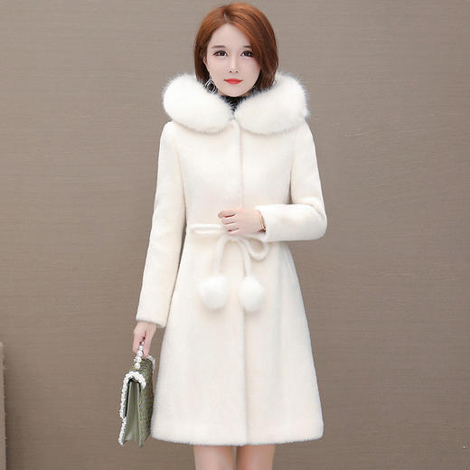 YWE-9173时尚中长款貂绒大衣女2020冬季新款 商品图3