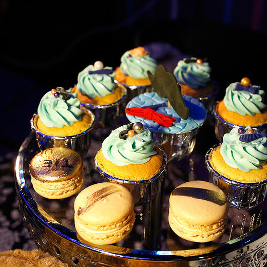 【甜久荟-主题派对案例-神马都是玩】参考案例 越夜越魅力 主题色系皆可定制 广宣亮点 现场人气摆拍转发 仪式感蛋糕分享留客 天然食材 低糖健康 商品图3