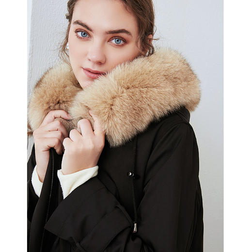 EITIE爱特爱冬季新款加厚兔毛内里狐狸毛领派克服大衣外套女6093711 商品图2