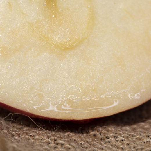 老米优品/【功夫苹果】等了六年才能吃到的苹果！果香四溢，爆甜爽脆！对标日本青森苹果种植，全程有机可溯源，味道完胜名扬世界的青森苹果！生活就要与众不同！丁苹果 商品图7