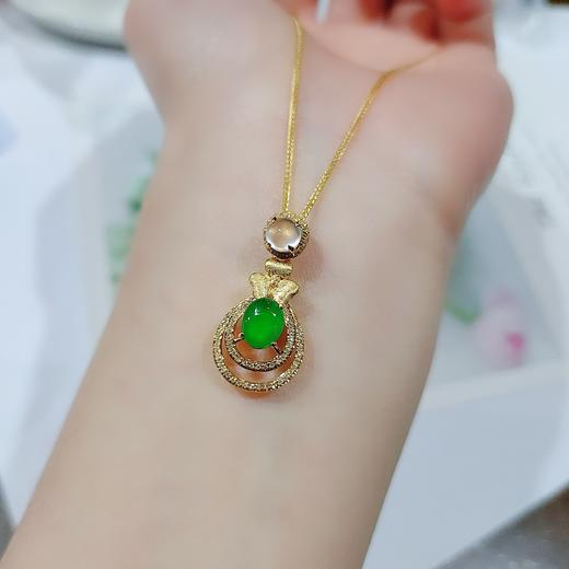 18K镶嵌翡翠项链 商品图0