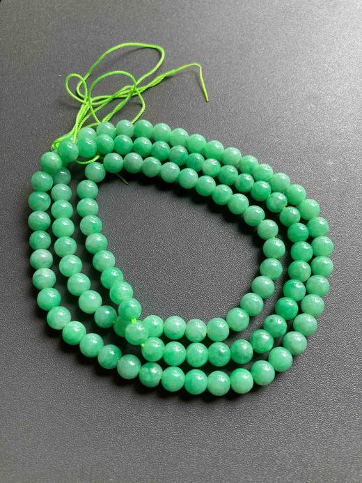 细糯种阳绿翡翠108珠串 商品图3