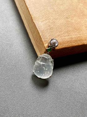 高冰到玻璃种雪花棉厚庄翡翠金蟾18k白金钻石镶嵌