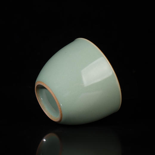 官窑秘色釉小缸杯