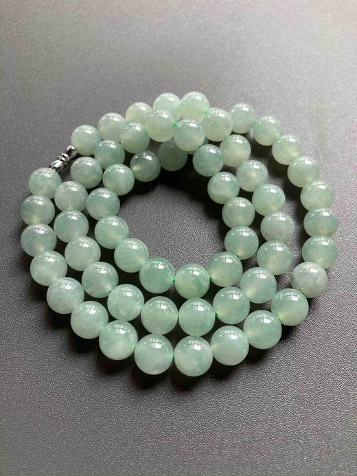 冰种淡晴水翡翠大珠串
